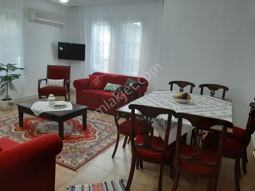 patlangi Hıdırlık mevkii eşyalı dayalı döşeli 3+1 uzun dönem kiralık yüksek giriş kat daire