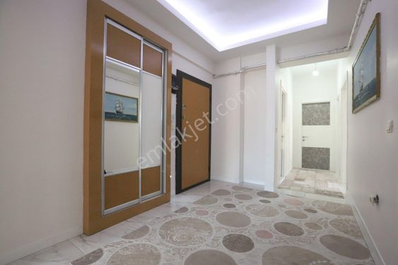 TALAS MEVLANADA MÜKEMMEL MANZARALI 3+1 SATILIK DAİRE