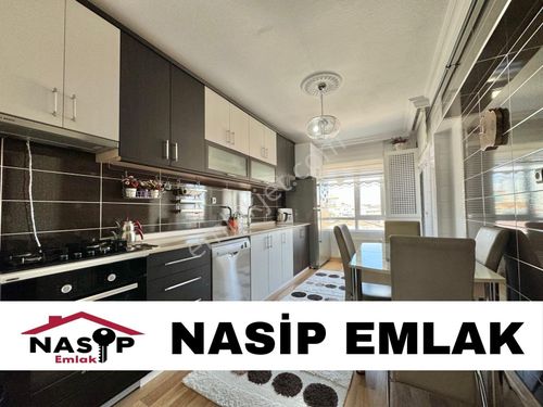  NASİP EMLAK'TAN MERKEZİ KONUMDA ÇİFT CAM BALKON YAPILI 3+1 DAİRE