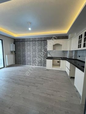   ESENYURT GÜZELYURT'TA 3+1 KREDİYE UYGUN SATILIK DAİRE