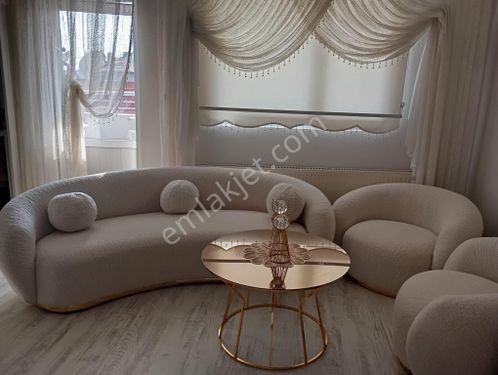  BAYRAMPAŞA ALTIN TEPSİDE SATILIK DAİRE