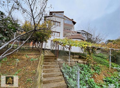 Altın Emlak Trabzon Çukurçayırda Satılık Villa