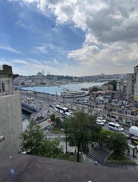 Karaköy İskelesi Sermet İş Hanında Satılık 21adet Bağımsız Bölüm