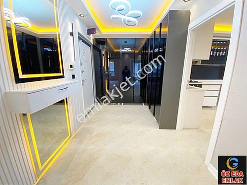  ÖZ EDA EMLAKTAN BAĞLUM KARAKAYA DA SATILIK FULL+FULL YAPILI DAİRE..