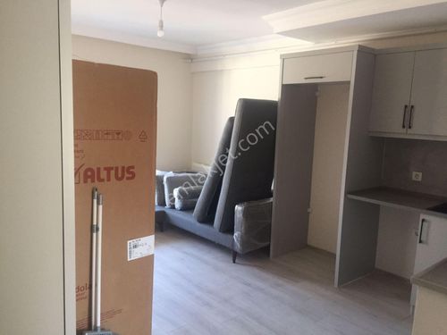  YUVAM GAYRİMENKUL'DEN SALİHLİ ŞEHİTLER MAH. KİRALIK EŞYALI 1+1  50 M2 DAİRE