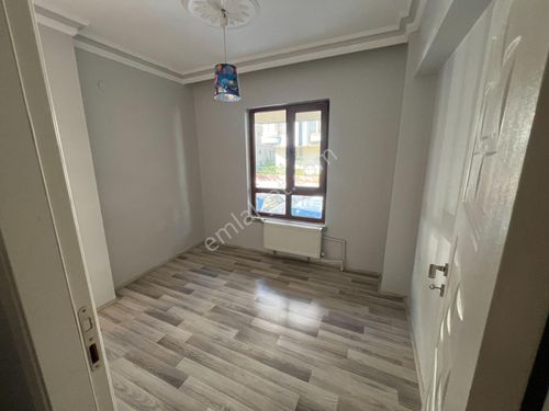 Etlik Gazze Caddesi Kiralık Ev 2+1 Avm Ye 200 Hastahane Ye 400m