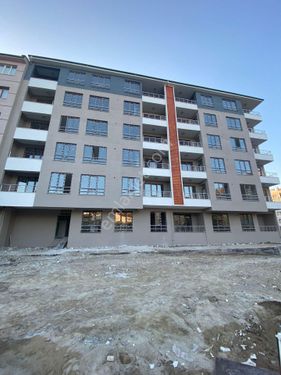   ErTeX GAYRİMENKUL'DEN EN TEPE ARKASI SATILIK SIFIR DAİRE