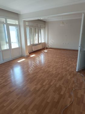 BUCA VALİRAHMİBEY MAHALLESİNDE 3+1 140 M2 KİRALİK DAİRE