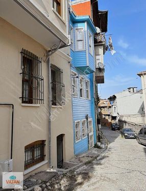 Balat Fener De Cennet Mahallesi Çekildiği Sokak Da Komple Bina