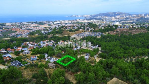 KUŞADASININ EN GÜZEL LOKASYONUNDA DENİZ VE DOĞA MANZARALI ARSA