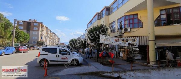 Kocaeli Derince Yenikent Venüs İş Merkezinde Kiralık Dükkan