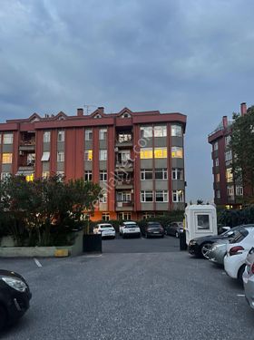 Sarıyer Gazeteciler Sitesi içinde 3+1 satılık daire 