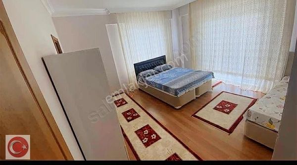 Çınarcık Merkezde 5+2 Satılık Villa