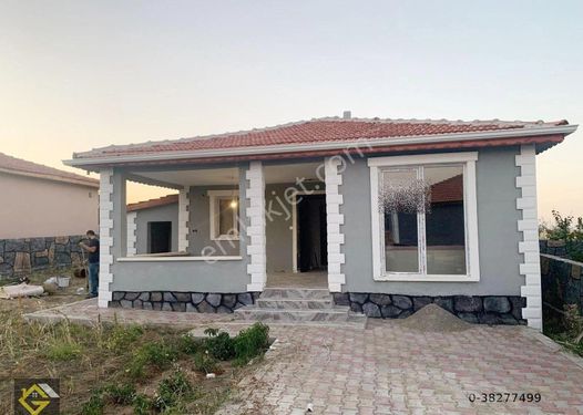 GÜNEY EMLAKTAN TATLAR'DA SİTE İÇERİSİNDE 1+1 EVLİ, ELEKTRİKLİ-SULU HOBİ BAHÇESİ !!!