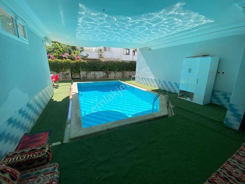 Floral'den Denize Sıfır Müstakil Havuzlu Doğalgazlı Kiralık Villa