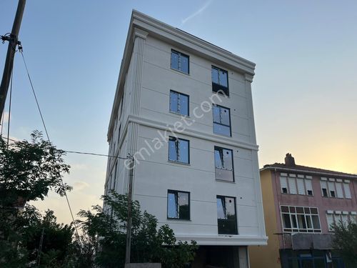  Büyükçekmece De 1+1 Kiralık Daireler Deniz ve Doğa Manzaralı