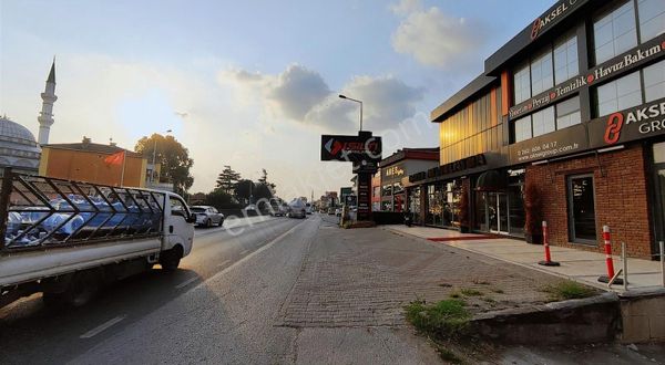 GÖLCÜK YOLU ÜZERİNDE KOMPLE SATILIK BİNA