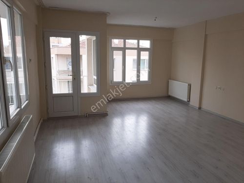  SAHİBİNDEN BORNOVA MERKEZDE 3+1 SATILIK DAİRE