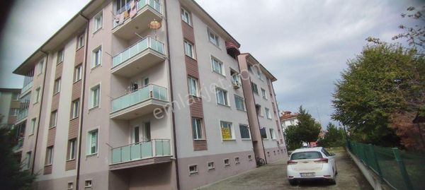 SAKARYA ZÜMRÜT EMLAK'TAN CAMİLİ ALTINOLUK SİTESİ 3+1, 120 M2 KİRALIK DAİRE