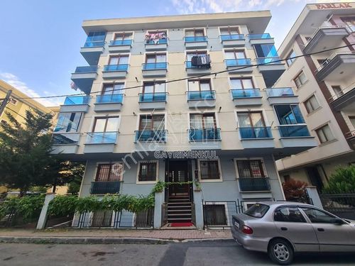  Çekmeköy Aydınlar Mahallesinde  Yüksek Giriş Tertemiz Eşyalı Kiralık Daire 