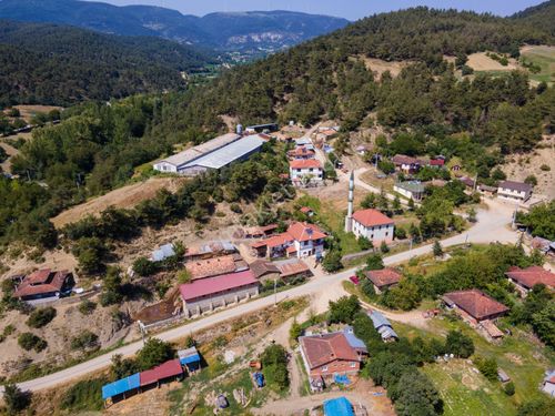 Bolu Göynük'te İmarlı 483 M² Köyiçi Fırsat Müstakil Arsa !