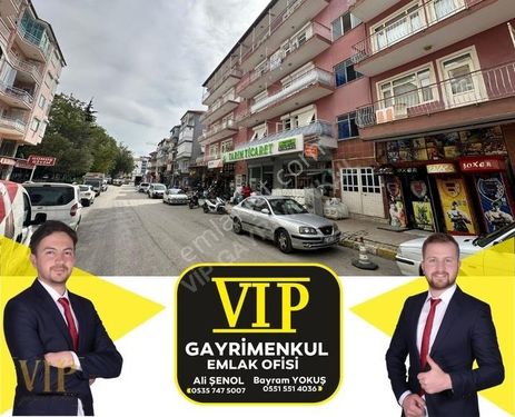 VIP GAYRİMENKUL' den Çarşı Merkezde 2+1 , 3. Kat Daire Satılık