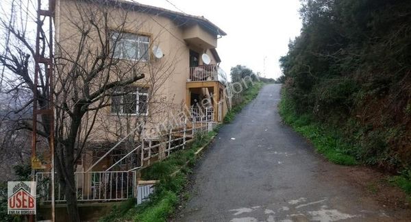 Sarıyer Tarabya Doğa Manzaralı, Sessiz Konumda 3.Katlı Bahçeli