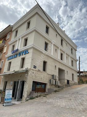 Çeşme Marina Bölgesinde 13 Odalı Oturmuş Müşterisi Olan, Kiralık Otel