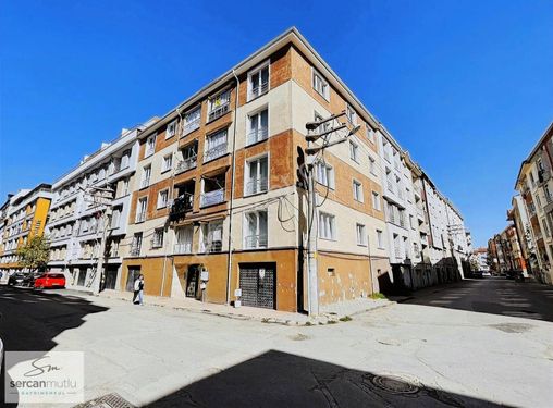 SERCAN MUTLU'DAN TURGUT REİS CADDESİ YAKINI SATILIK 2+1 DAİRE !!