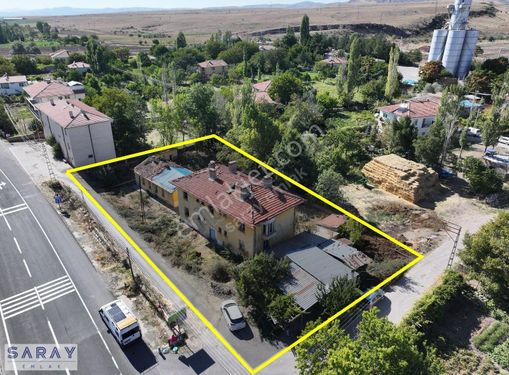 Sarımsaklı'da Anayola Cephe 1219m2 Arsalı Müstakil Ev