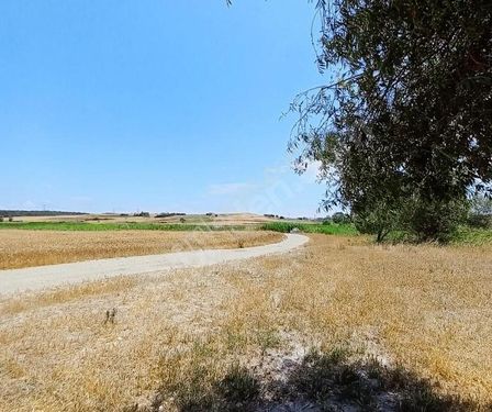 Silivri Değirmenköy'de 300 M² İçinde Yol Cephe Kelepir