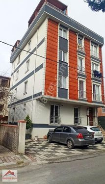 SULTANBEYLİ ADİL MAHALLESİ SATILIK ARAKAT 2. kat ASANSÖRLÜ DAİRE