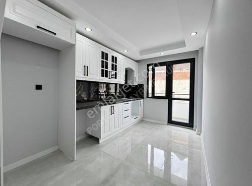 İSTASYON CADDESİ YAKINI 3+1 175M² LÜKS YERDEN ISITMALI DUBLEKS