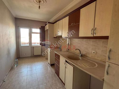 ARSLANBEY DOĞAKENT SİTESİN DE  3+1 KİRALIK DAİRE