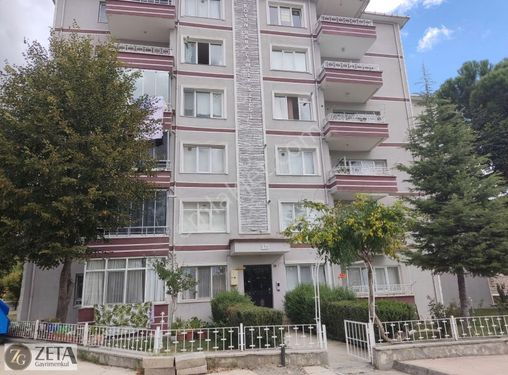 Çamlık Sitesi'nde 3+1 Kelepir Daire