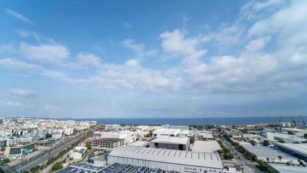 Antalya Konyaaltı Fenix Center'da Satılık Lüks 4+1 Daire