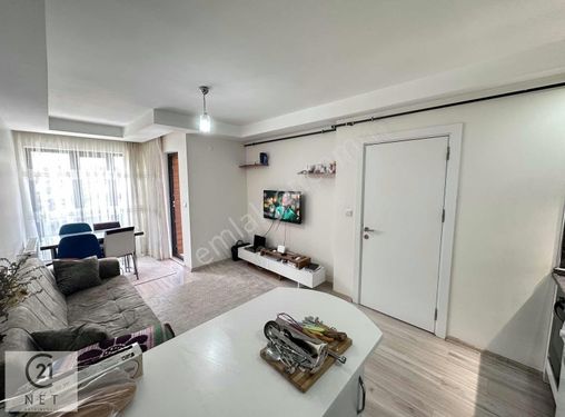 Century 21 Net'ten Ana Cadde Üzeri Satılık 1+1 Apart