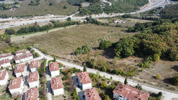 Ekizceosmaniye Karaman Sınırında Asfalt Yol Üstünde 2263m' Arsa