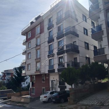 SAMANDIRA DA 3+1 120 M2 MERKEZE YAKİN İSKANLİ SATILIK ARAKAT DAİRE