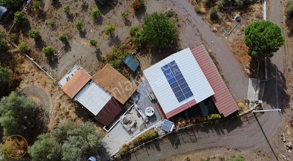 Karabörtlen Akçay Mevki Satılık 7 Dönüm İçinde Eşyalı 6+1 Taş Ev