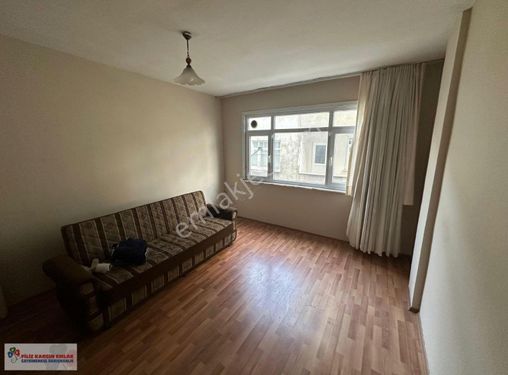 BAĞCILAR ÇINAR MAHALLESİNDE ARA KAT SATILIK DAİRE