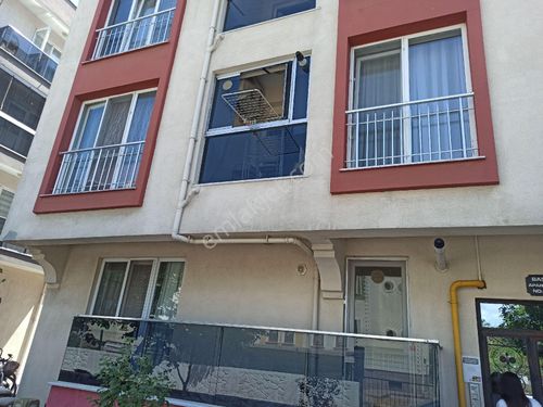 ÇANAKKALE MERKEZ BARBAROS MAHALLESİ EŞYALI 2+1 DAİRE