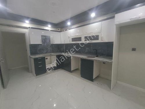    POYRAZ EMLAK’TAN 71 EVLER MAHALLESİ’NDE 2+0 70 m² SATILIK DAİRE