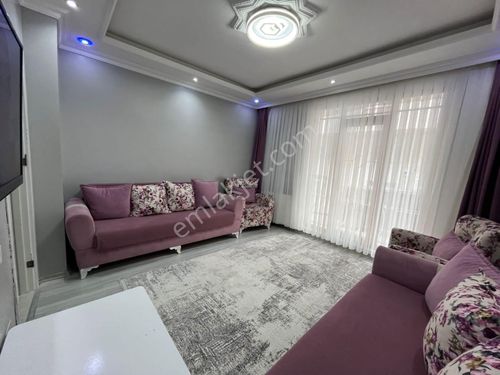 RENKLİ EMLAK DA SULTANÇİFLİGİ MAH 1+1 60M2 ACİL SATILIK YÜKSEK GİRİŞ