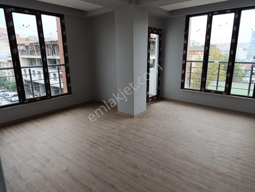 halkalı merkez zeynebiyede kiralik 2+1 80m2 sıfır daire 2.kat