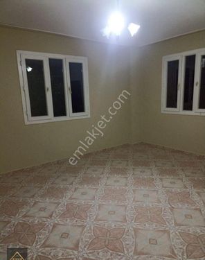 ADANA SARIÇAM YEŞİLTEPEDE  MÜSTAKİL 3+1 GENİŞ   DAİRE