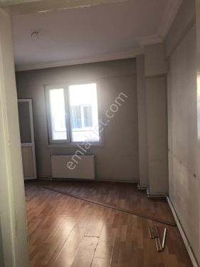 Beyoğlu Kasımpaşa Kulaksız'da Kiralık 2+1, 70m2, 2.kat Daire - Sözgen'den