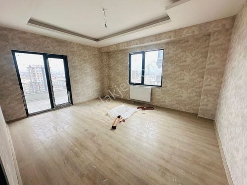 KARAKÖPRÜ SEYRANTEPEDE SATILIK LÜX 3+1 DAİRE