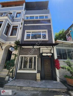 BEYOĞLU TAKSİM'DE SATILIK 4 KATLI 4ODALI APART BİNASI YILDIZ'DAN