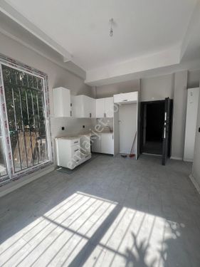  TOROS MAHALLESİ 1+1 GENİŞ OTURUMLU SIFIR SATILIK DAİRE